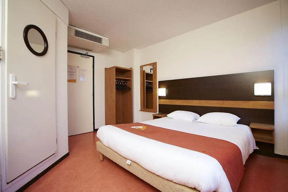 ** Hotel Premiere Classe Lyon Centre Gare Part Dieu France